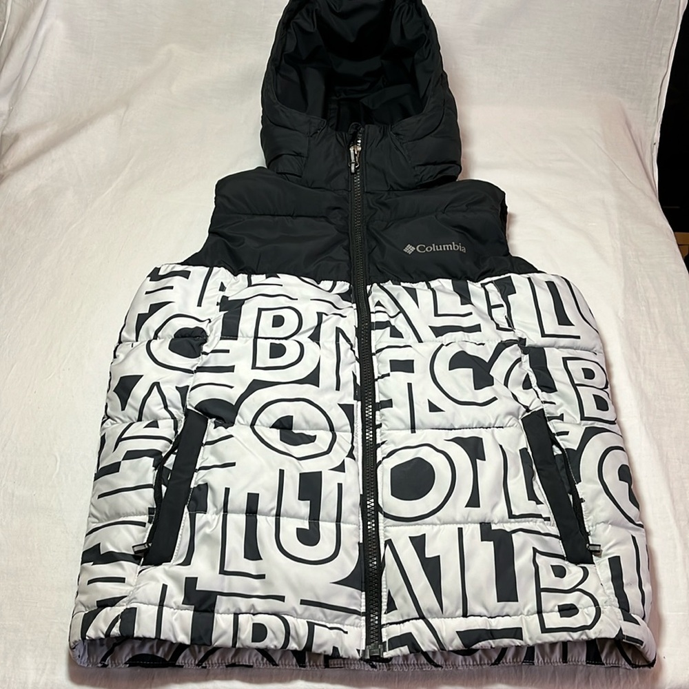 Columbia Omni-heat Pike lake vest size 10/12